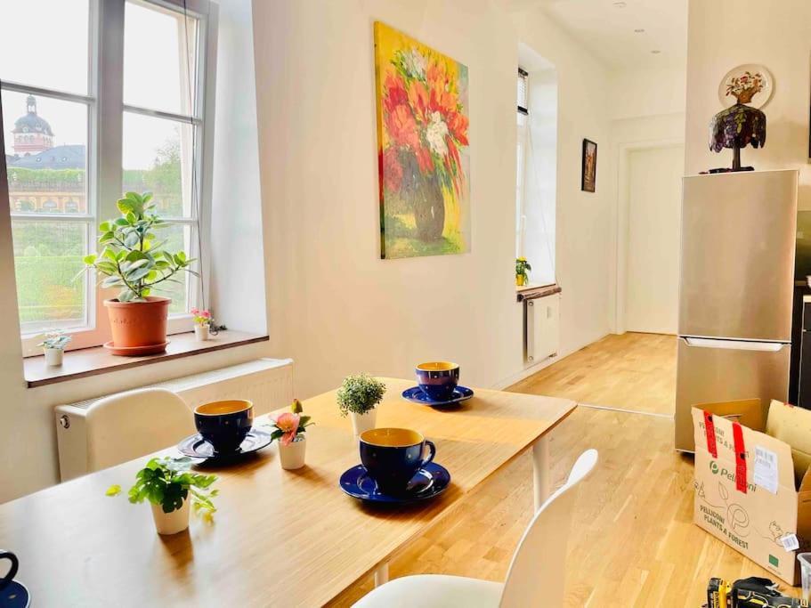 Castle View Living 1 - Best Apartment In Weilburg Exterior photo